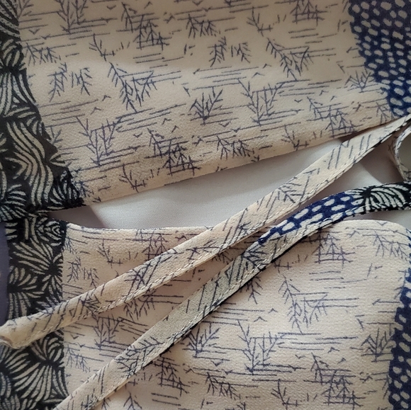 BB Dakota​Easy Breezy Patchwork Floral-Print Top - Picture 16 of 16